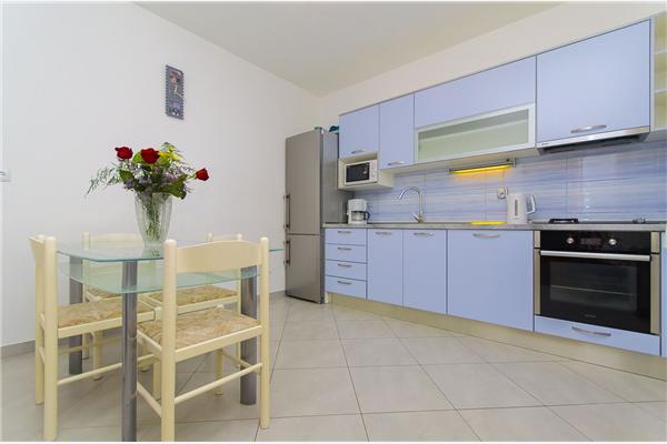 Apartment A3, for 9 persons