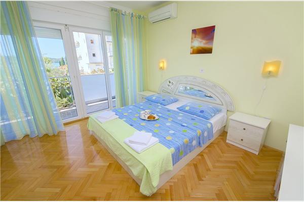 Apartment A3, for 9 persons