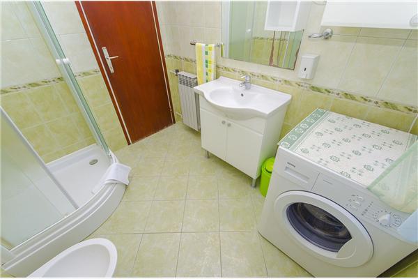 Apartment A3, for 9 persons