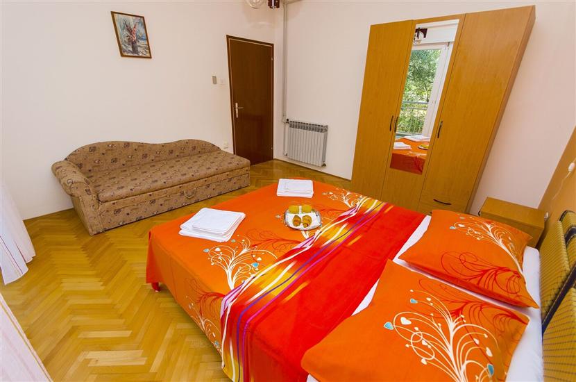 Apartment A3, for 9 persons