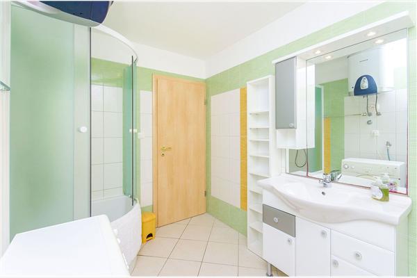 House K1, for 8 persons