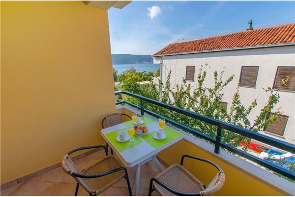 Apartment A2, for 4 persons