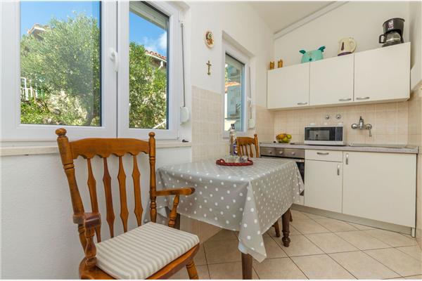 Apartment A1, for 7 persons