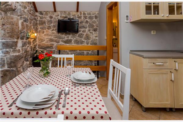 House K1, for 3 persons