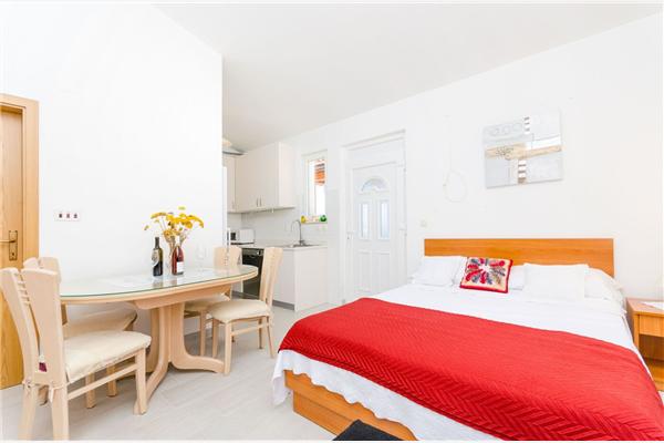 Apartment A4, for 2 persons