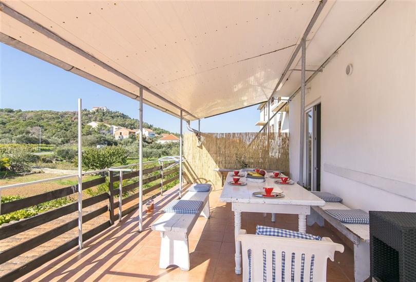 Apartment A3, for 6 persons