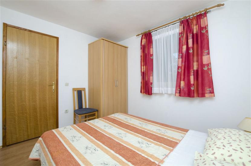 Apartment A2, for 4 persons