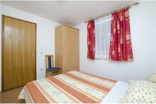 Apartment A2, for 4 persons