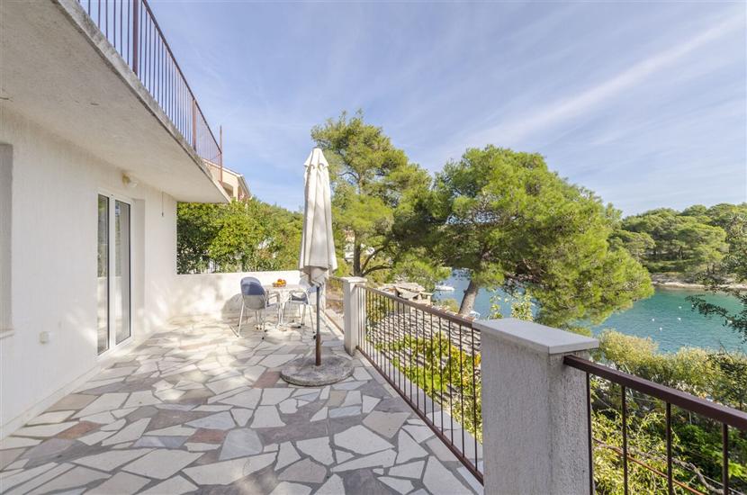 Apartment A2, for 4 persons