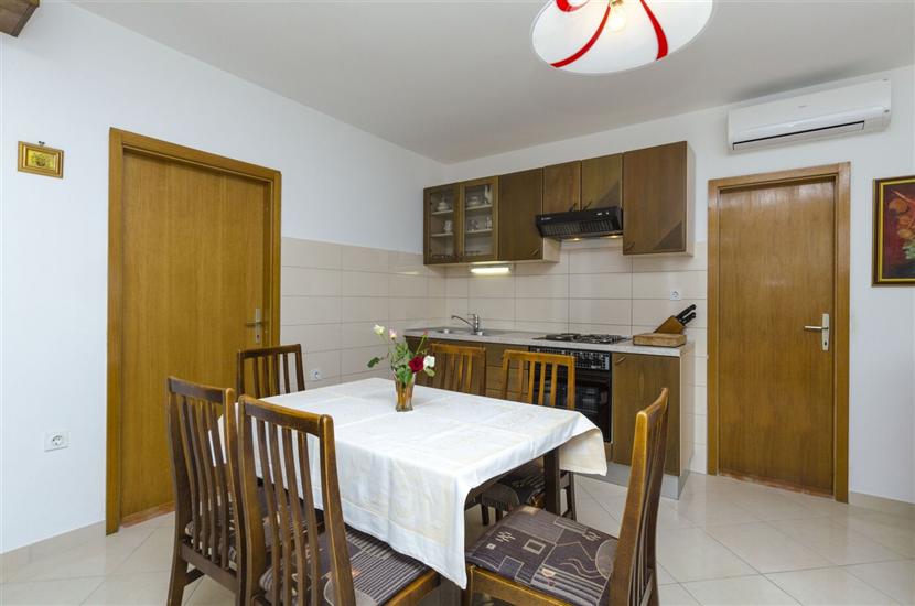 Apartman A1, na 4 osebe