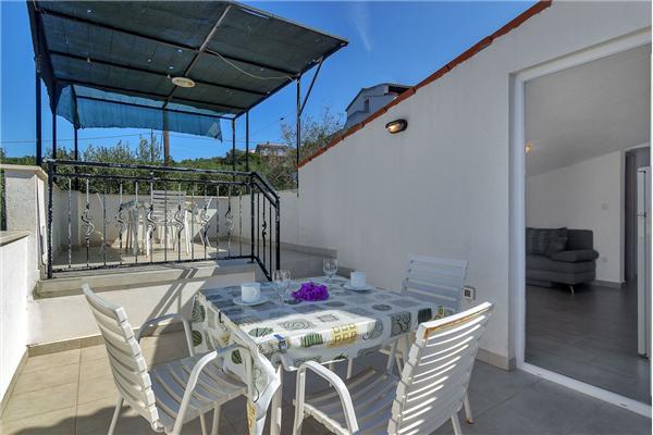 Apartment A9, for 7 persons