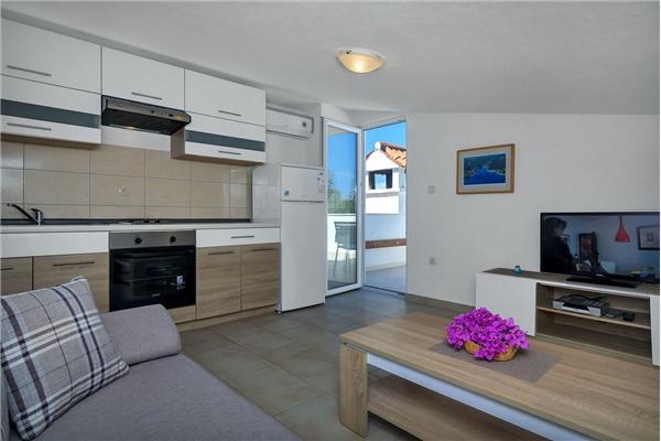 Apartment A9, for 7 persons