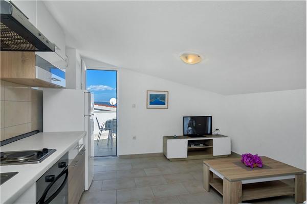 Apartment A9, for 7 persons