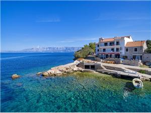 Appartementen Igor Gdinj - eiland Hvar, Kwadratuur 25,00 m2, Lucht afstand tot de zee 20 m