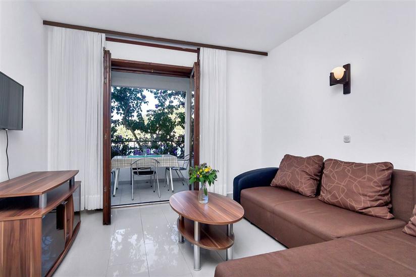 Apartment A3, for 5 persons