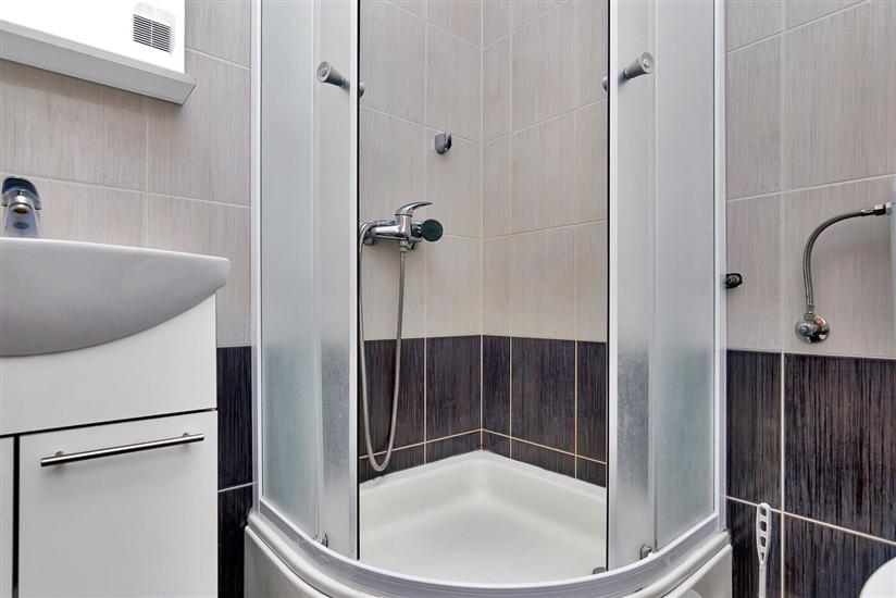 Apartment A3, for 5 persons