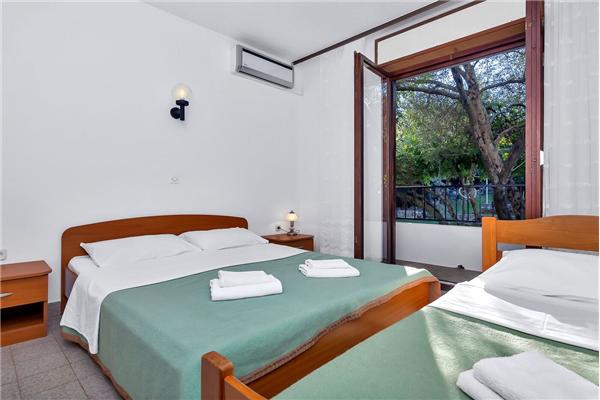 Apartment A3, for 5 persons