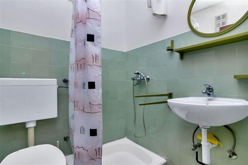 Apartment A3, for 5 persons