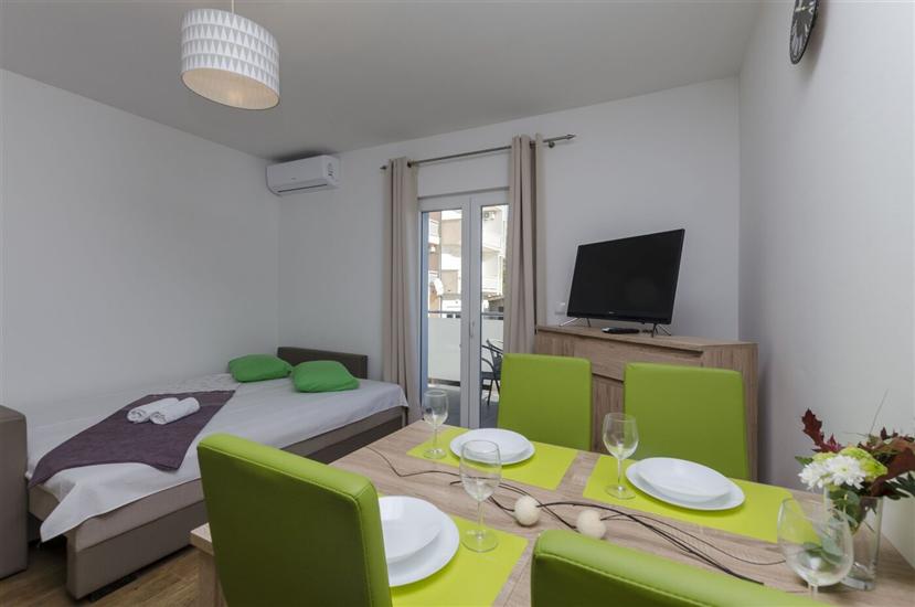 Apartment A4, for 3 persons