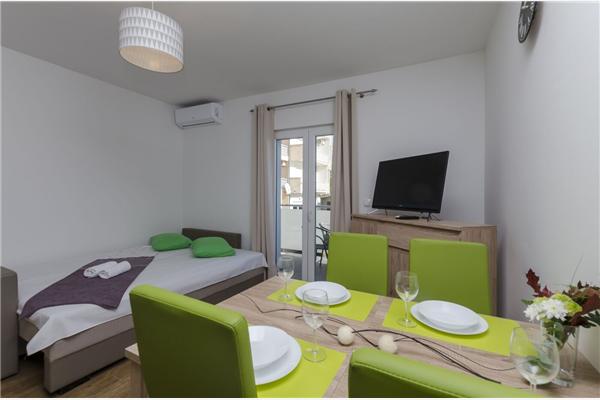 Apartment A4, for 3 persons