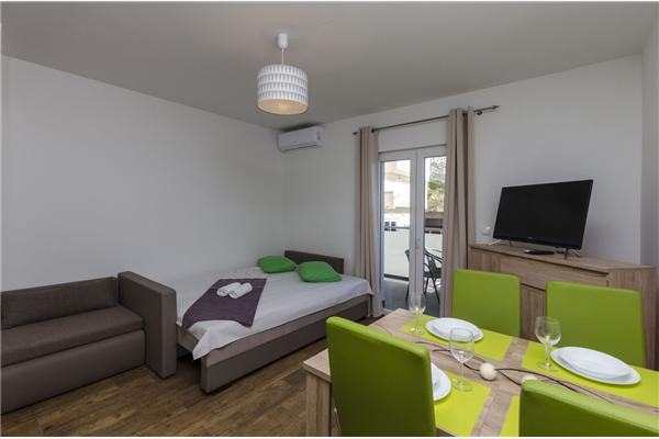 Apartment A4, for 3 persons