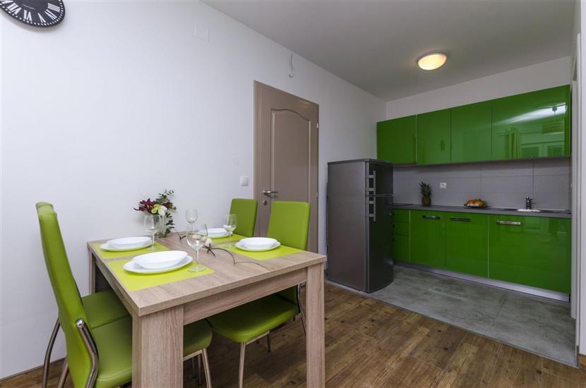 Apartment A4, for 3 persons
