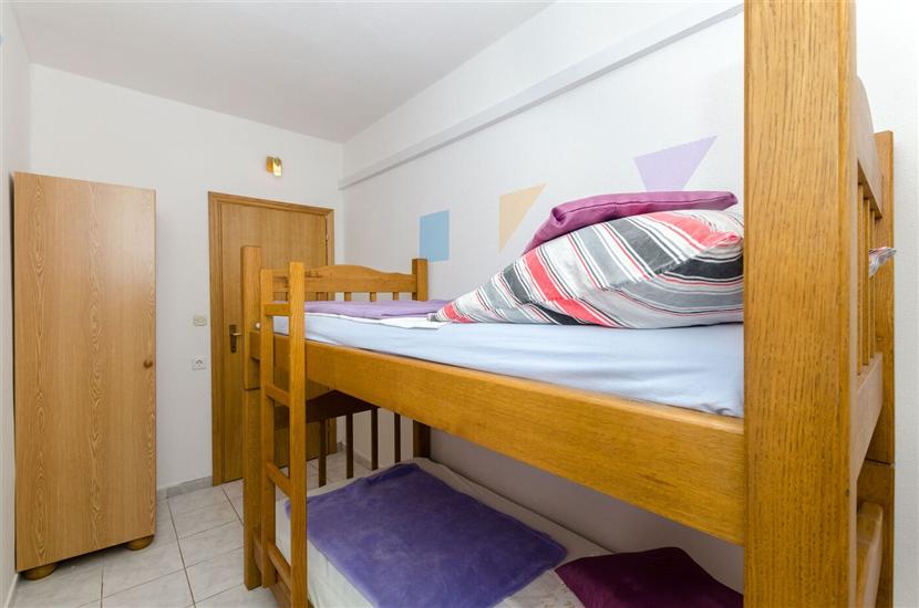 Apartment A4, for 4 persons