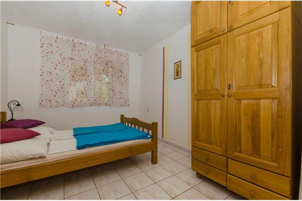 Apartment A2, for 4 persons