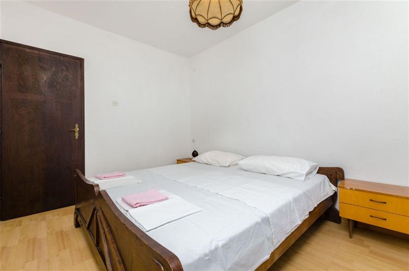 Apartment A1, for 7 persons