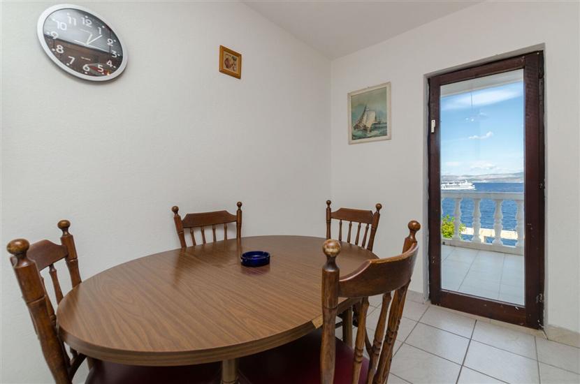 Apartment A1, for 7 persons