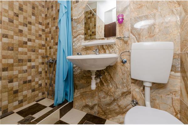 Apartment A1, for 7 persons