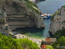 Stiniva  Plaža