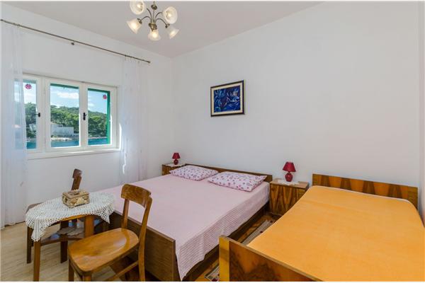 Apartment A2, for 5 persons