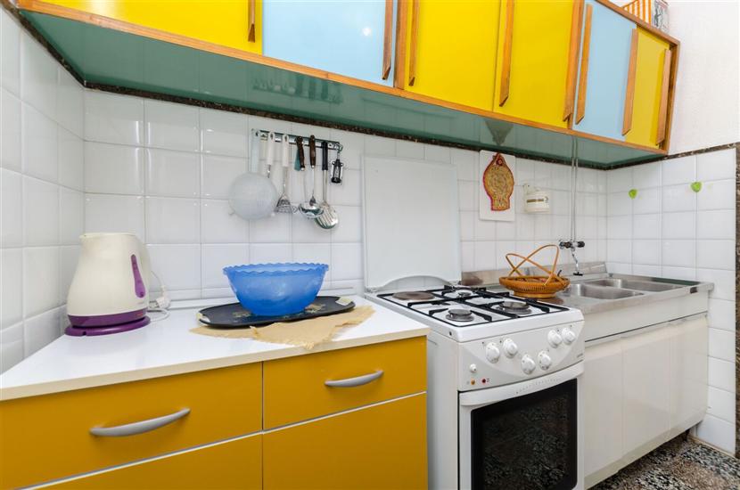 Apartment A2, for 5 persons