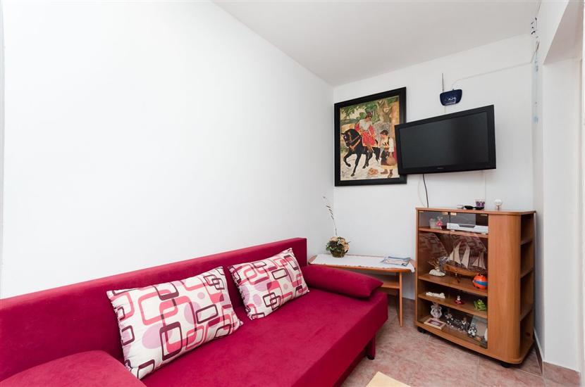 Apartment A2, for 5 persons