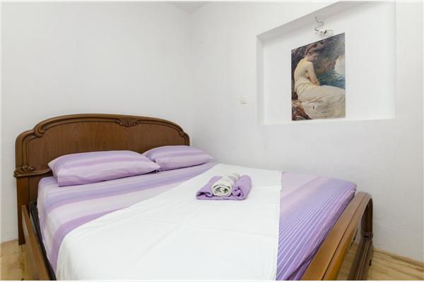 Apartment A1, for 6 persons