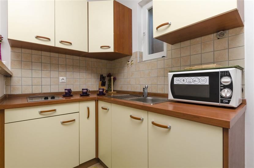 Apartment A1, for 6 persons