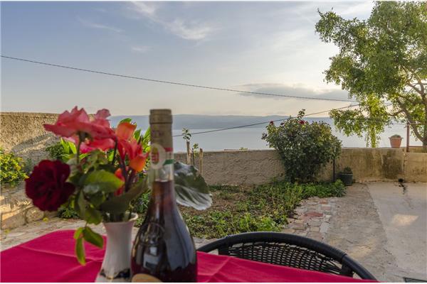 Apartment A1, for 6 persons