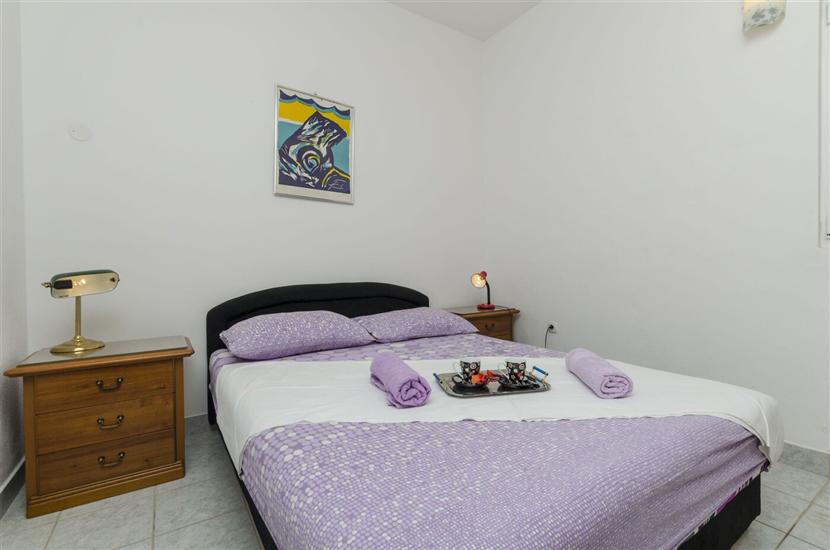 Apartment A2, for 6 persons