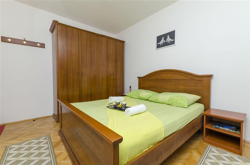Apartment A2, for 6 persons
