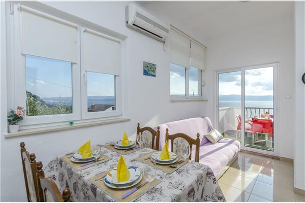 Apartment A2, for 6 persons