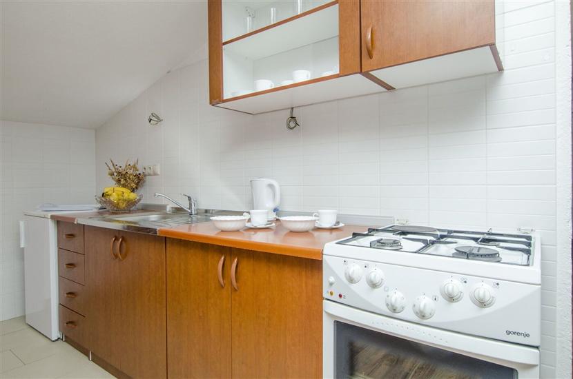 Apartment A2, for 6 persons