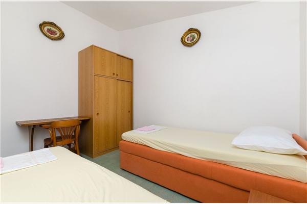 House K1, for 2 persons