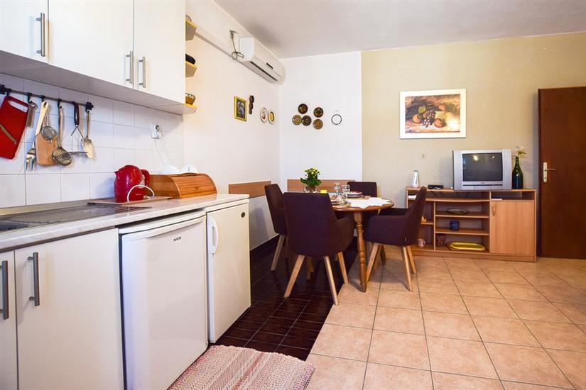 Apartment A1, for 4 persons