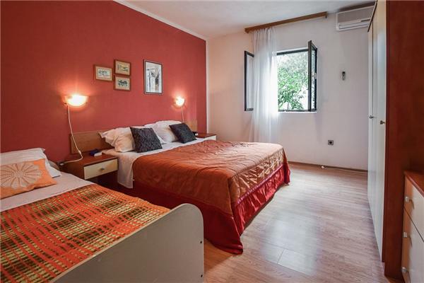 Apartment A6, for 4 persons