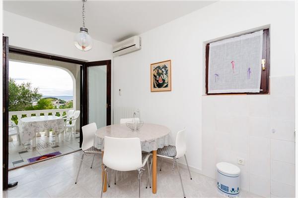 Apartment A2, for 4 persons