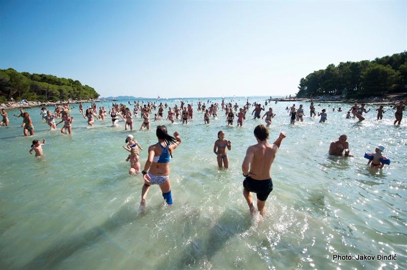 Pine beach-Pakoštane (Biograd)