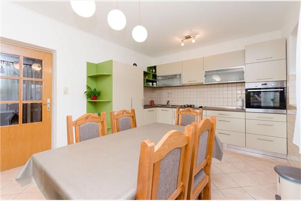 Apartment A3, for 7 persons