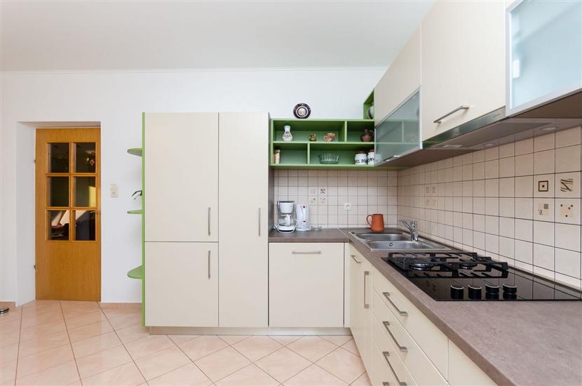 Apartment A3, for 7 persons