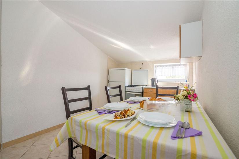 Apartment A4, for 4 persons